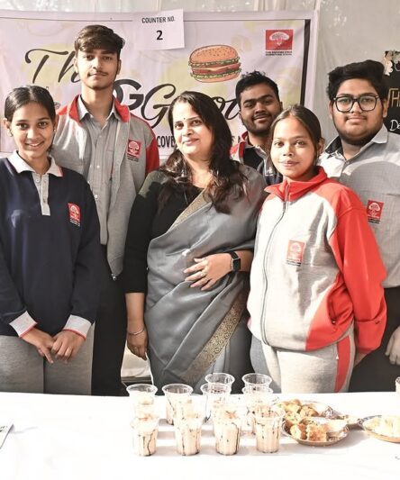 WhatsApp Image 2025-11-17 at 22.04.00 (2)