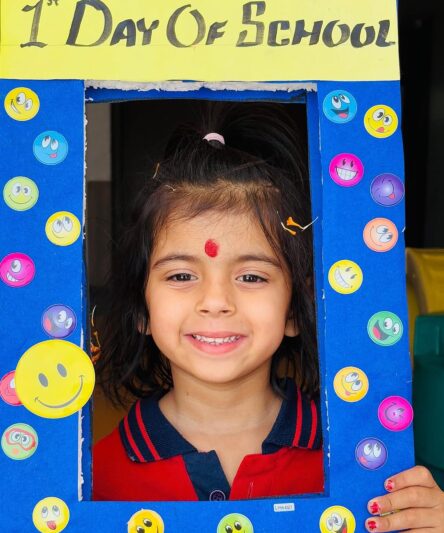 WhatsApp Image 2025-11-19 at 10.37.56 (1)