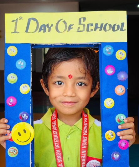 WhatsApp Image 2025-11-19 at 10.37.56 (2)