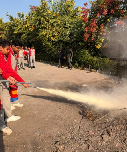 WhatsApp Image 2025-12-10 at 10.11.16 (2)