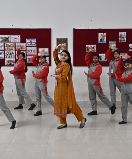 WhatsApp Image 2026-01-29 at 11.45.00 (4)